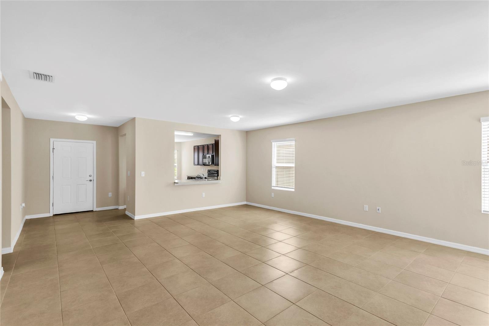 TOWN LAKES PH 4 - Residential Lease