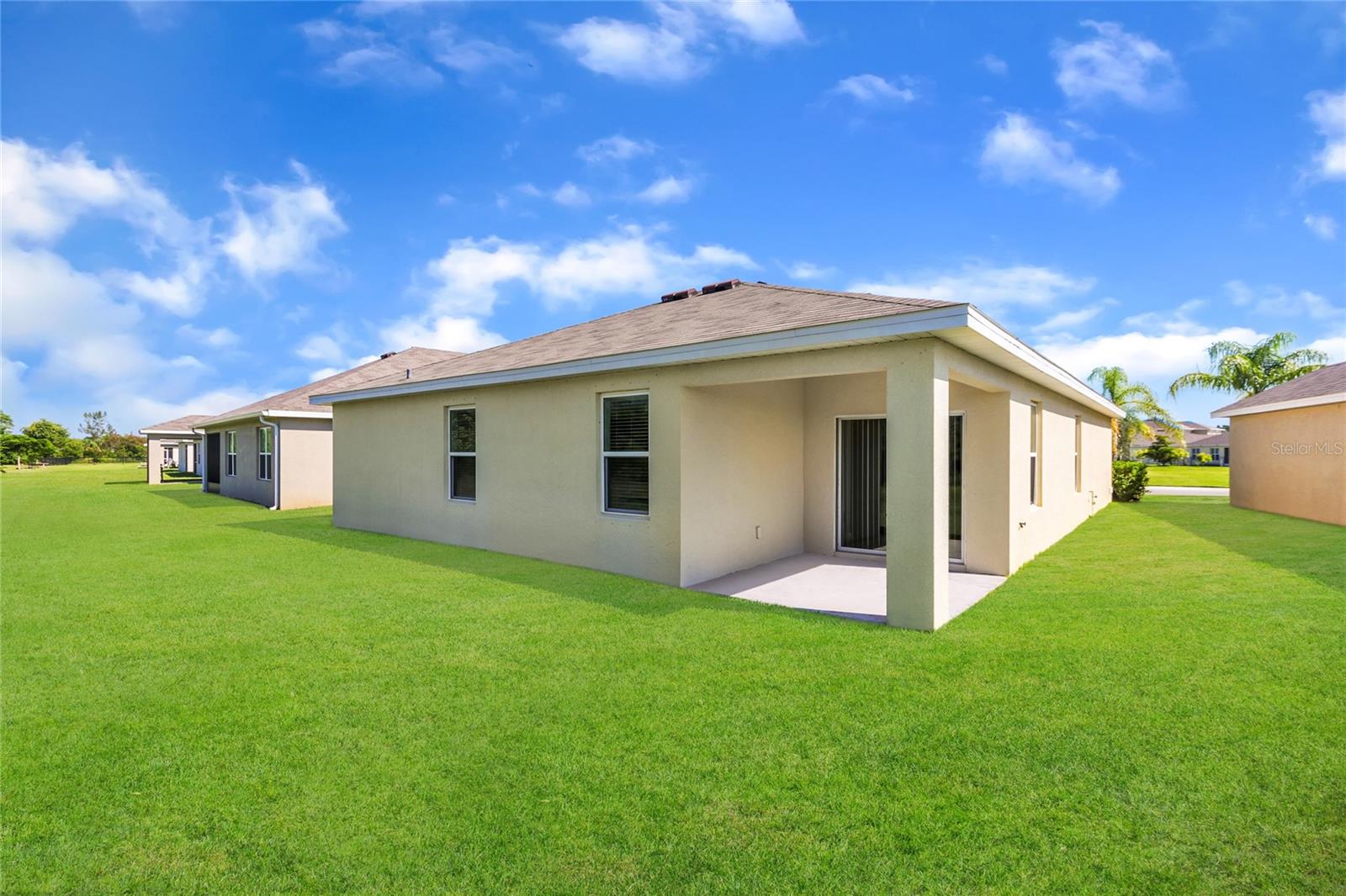 TOWN LAKES PH 4 - Residential Lease