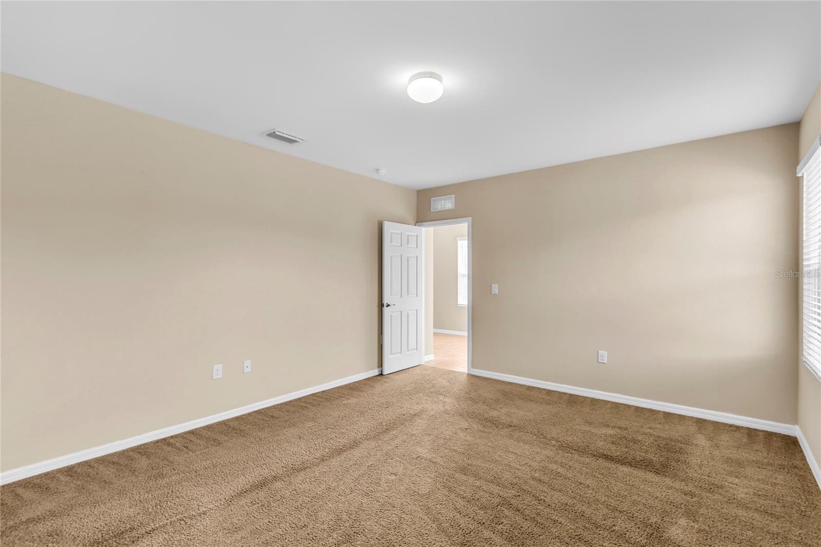 TOWN LAKES PH 4 - Residential Lease