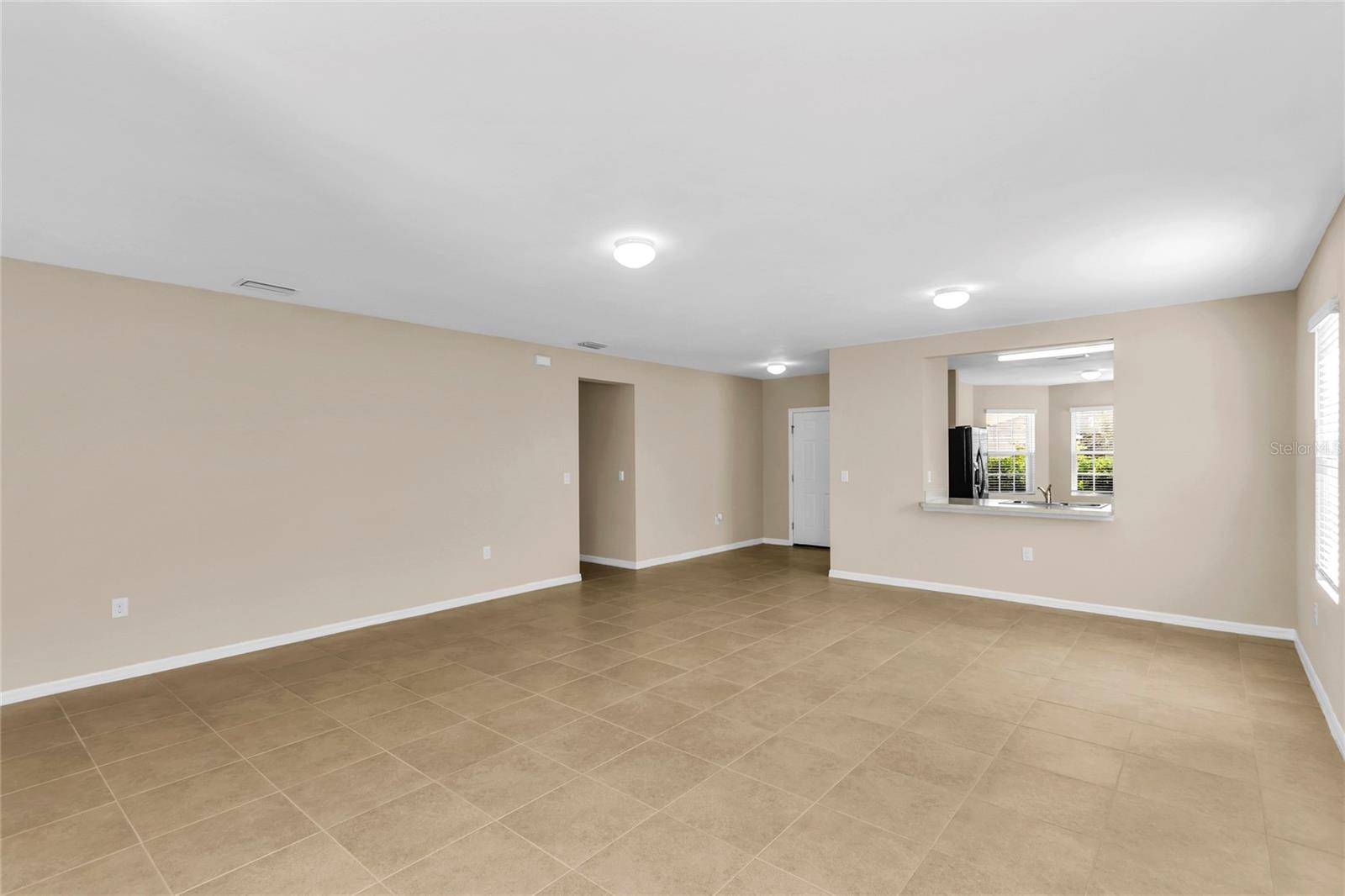 TOWN LAKES PH 4 - Residential Lease