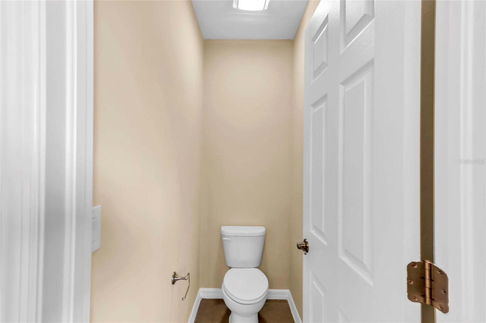 TOWN LAKES PH 4 - Residential Lease