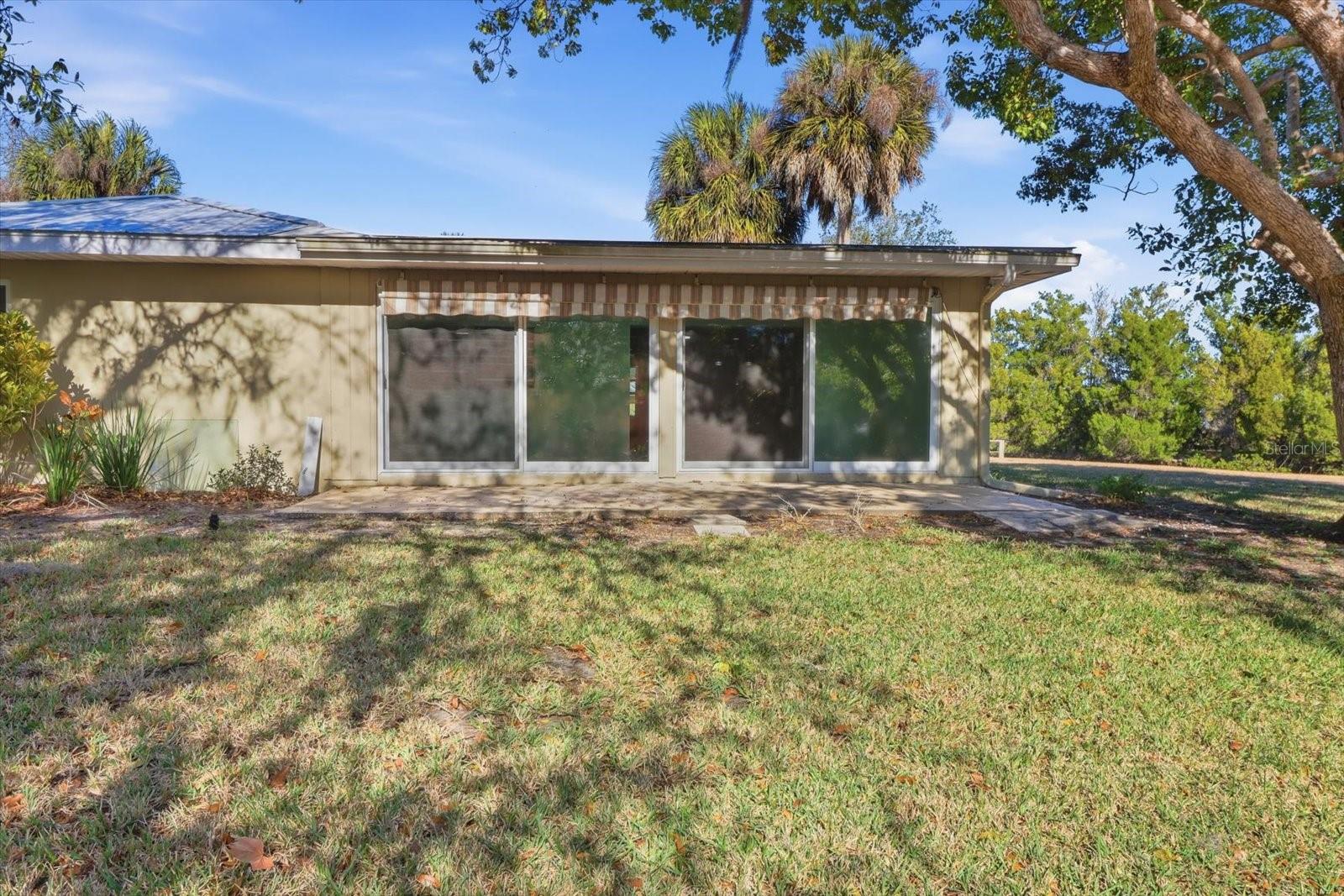 THE BAY VILLAS - Residential