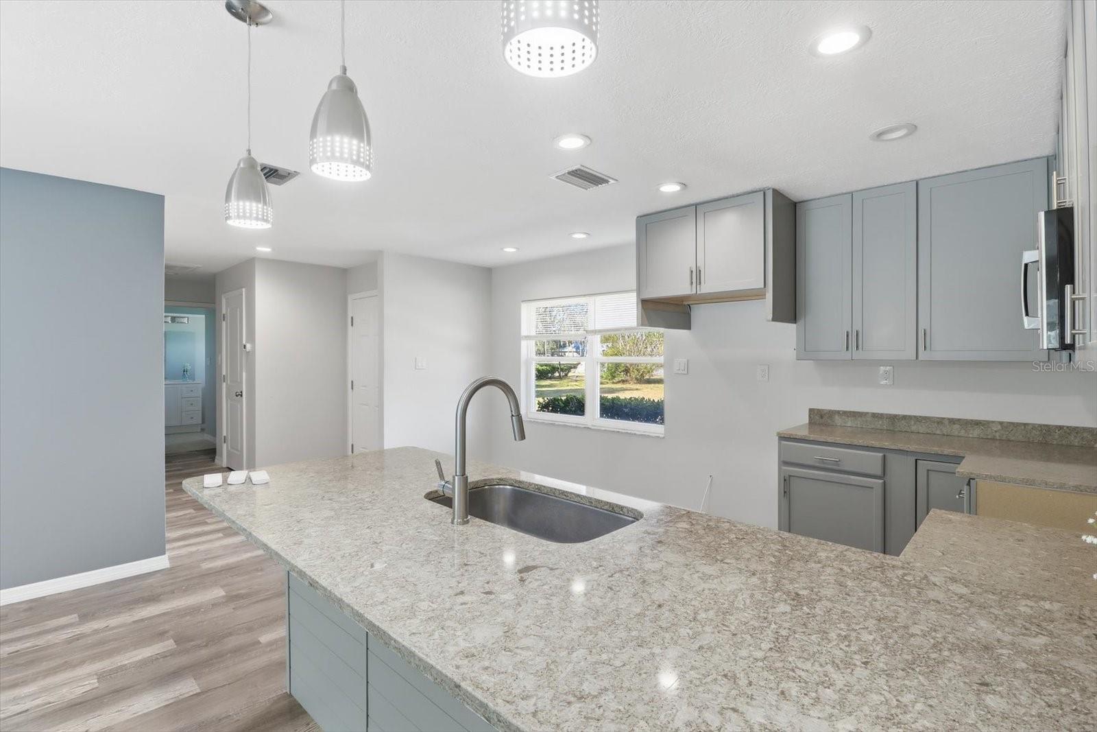 THE BAY VILLAS - Residential