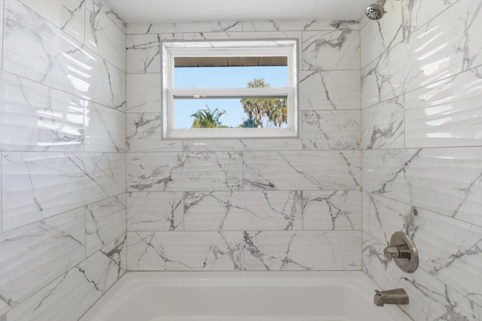 THE BAY VILLAS - Residential