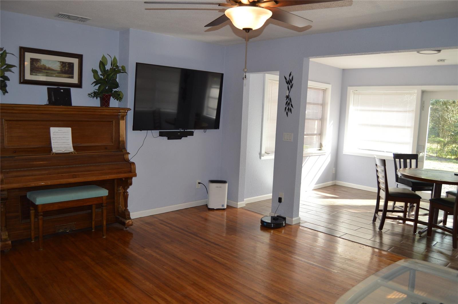 POTTS MARTHA SUB - Residential