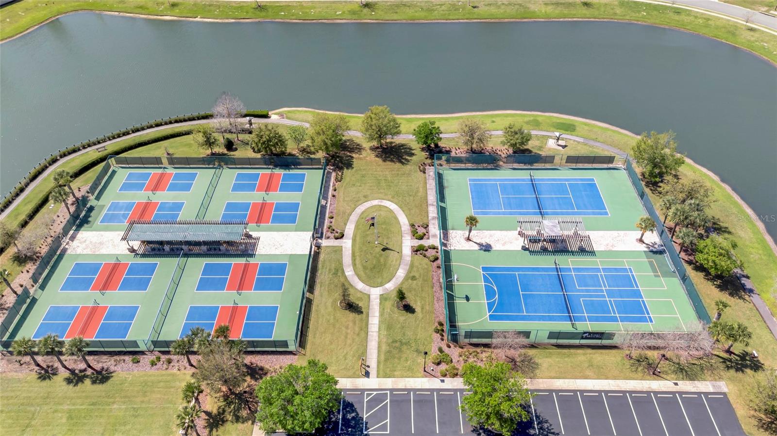 LAKES/MOUNT DORA PH 2 - Residential