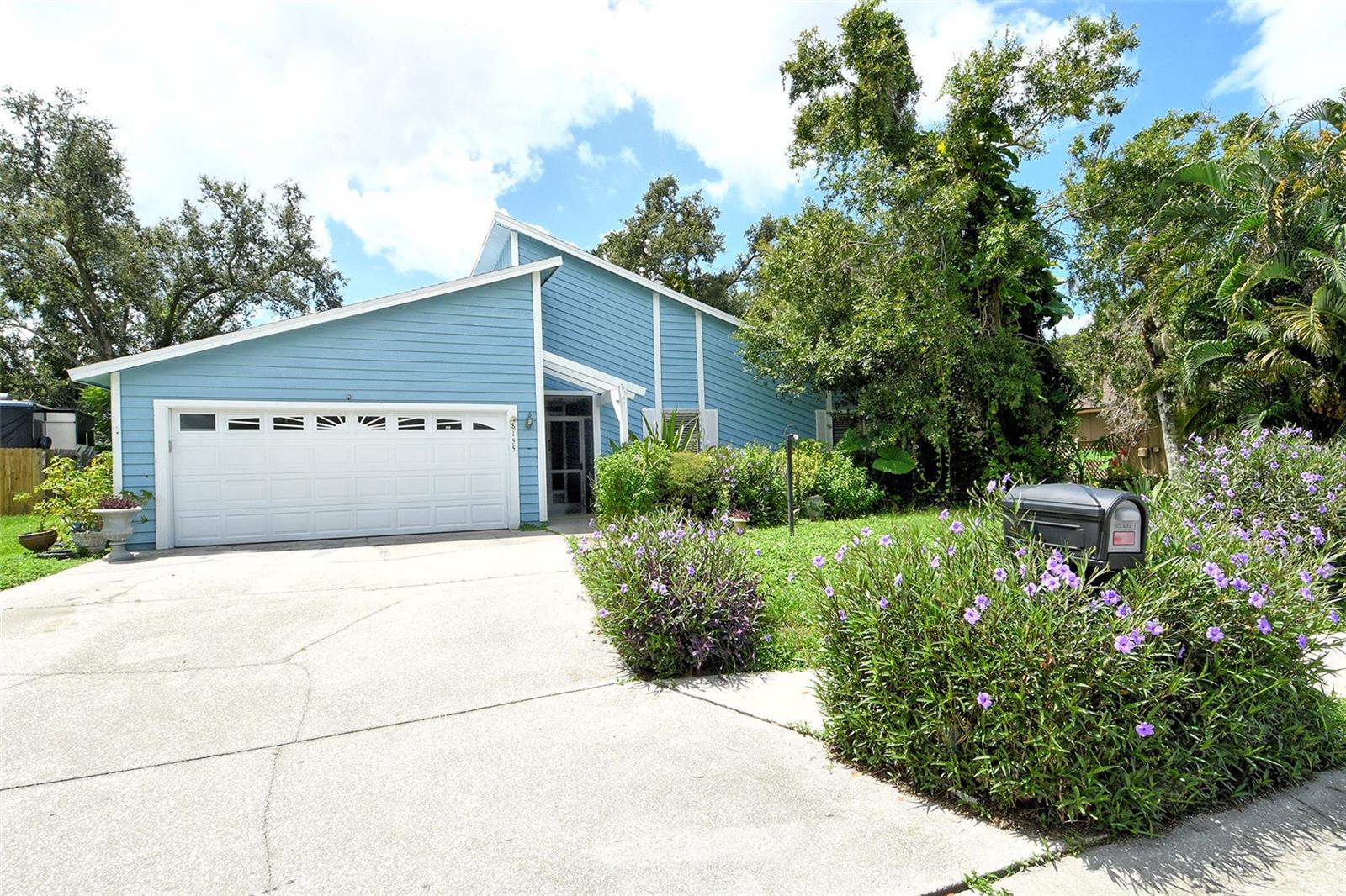 8155 GLENBROOKE COURT