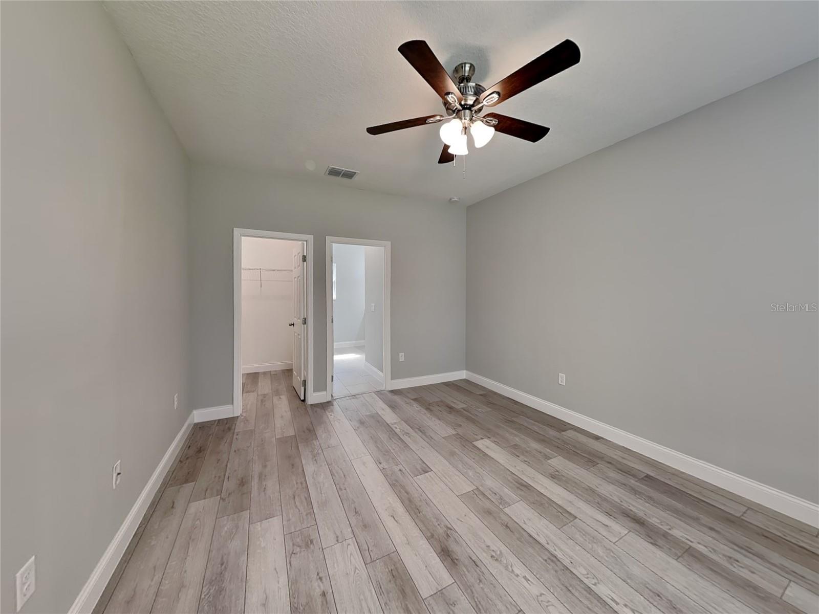 CITRUS SPGS UNIT 03 - Residential Lease