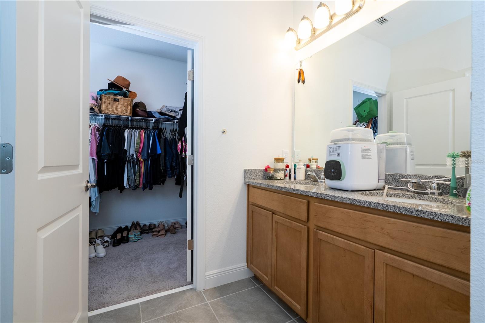 HIGHLAND RIDGE - Residential