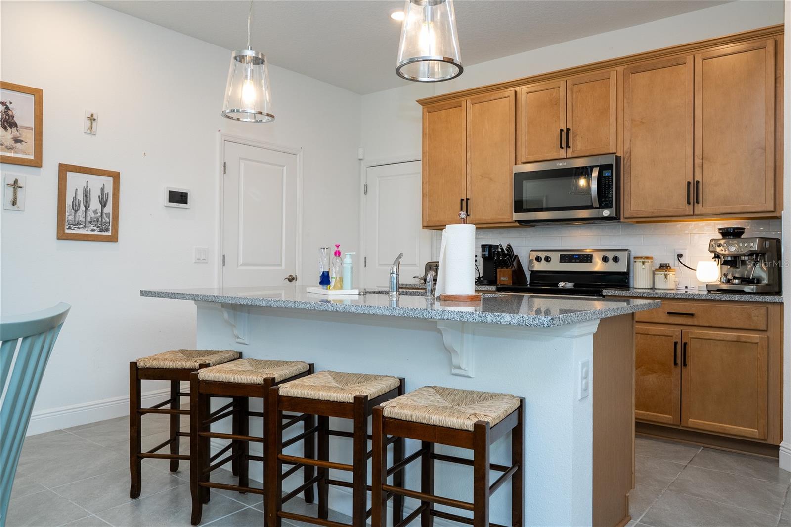 HIGHLAND RIDGE - Residential