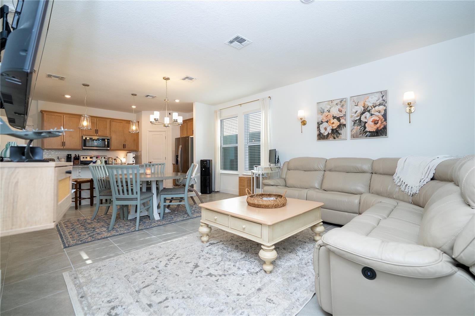 HIGHLAND RIDGE - Residential