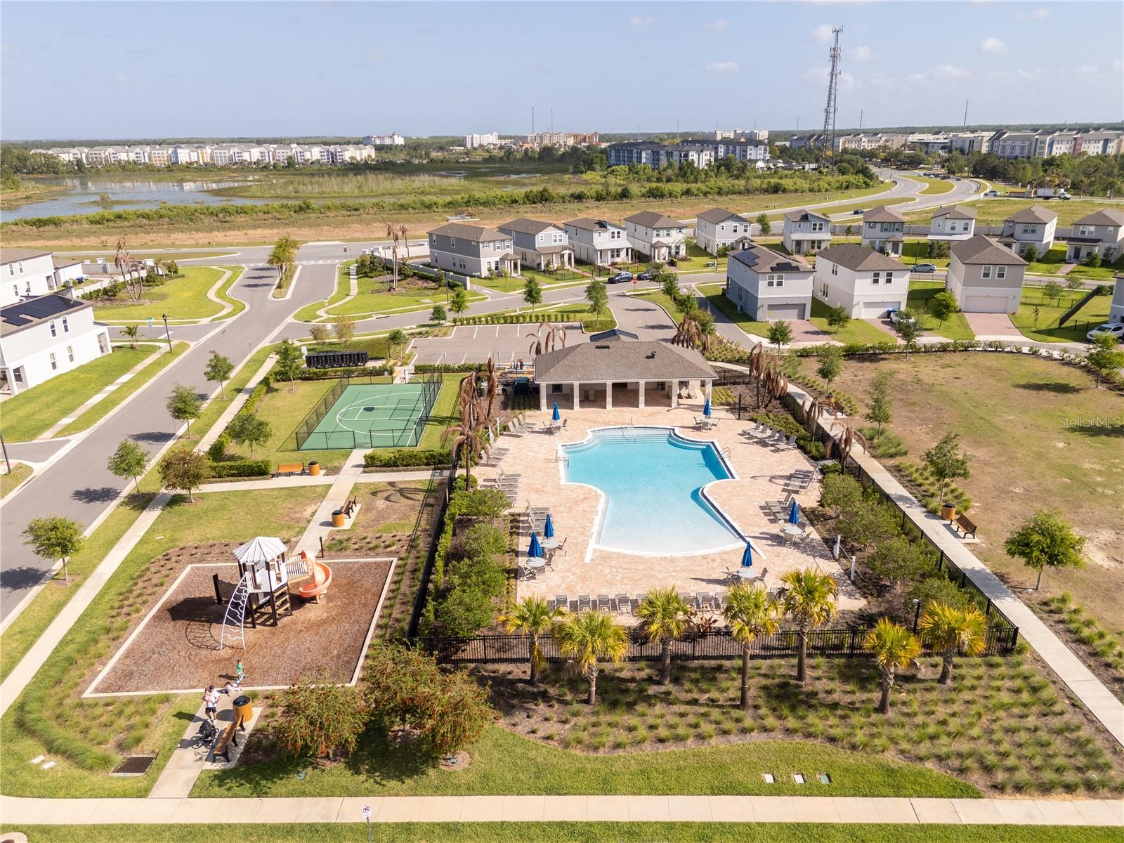 HIGHLAND RIDGE - Residential