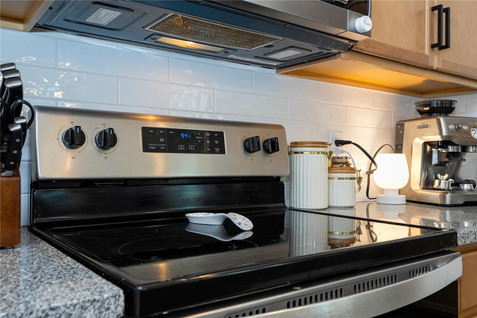 HIGHLAND RIDGE - Residential