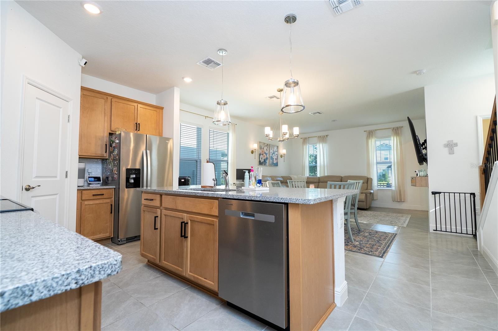 HIGHLAND RIDGE - Residential