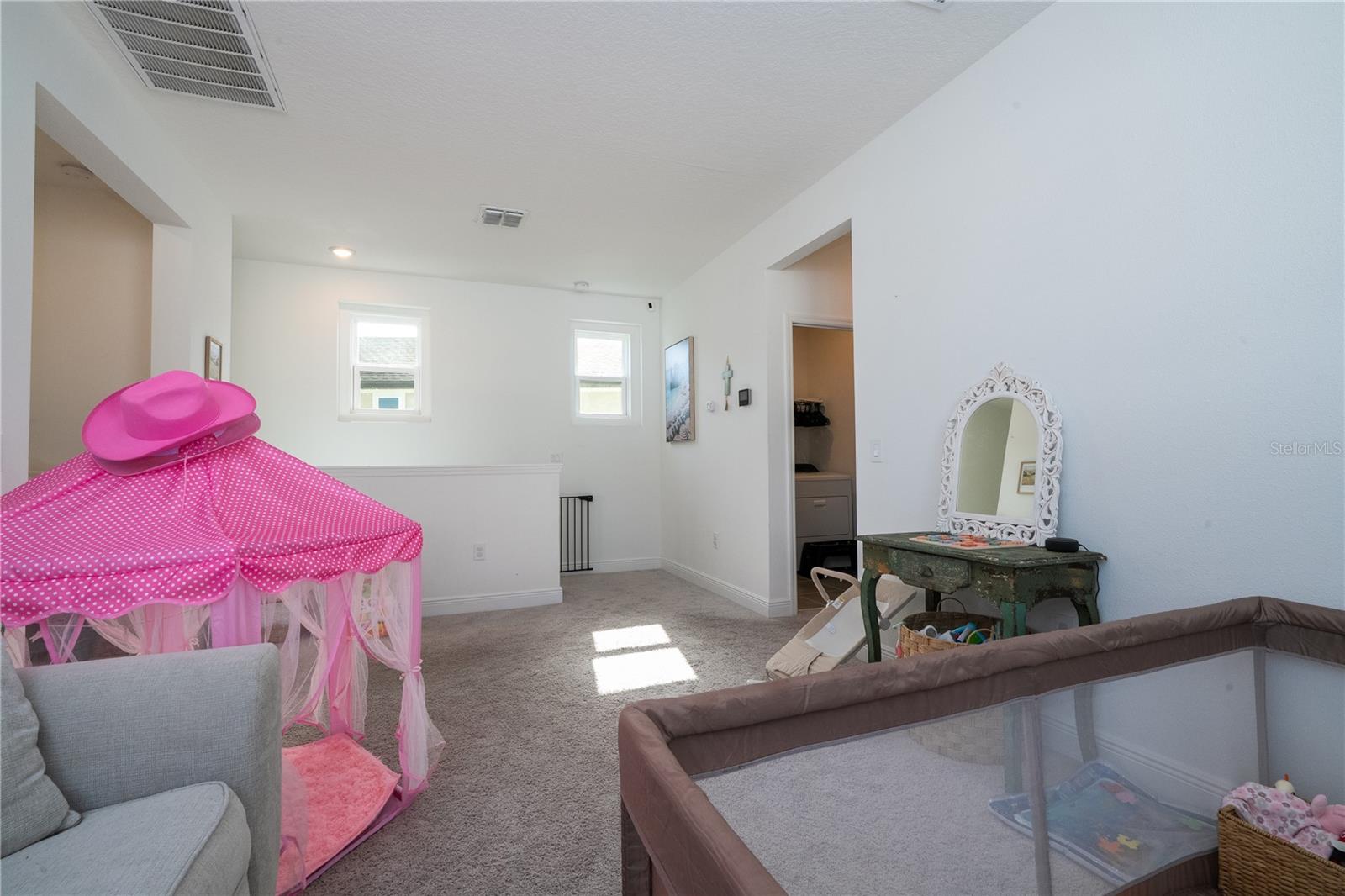 HIGHLAND RIDGE - Residential