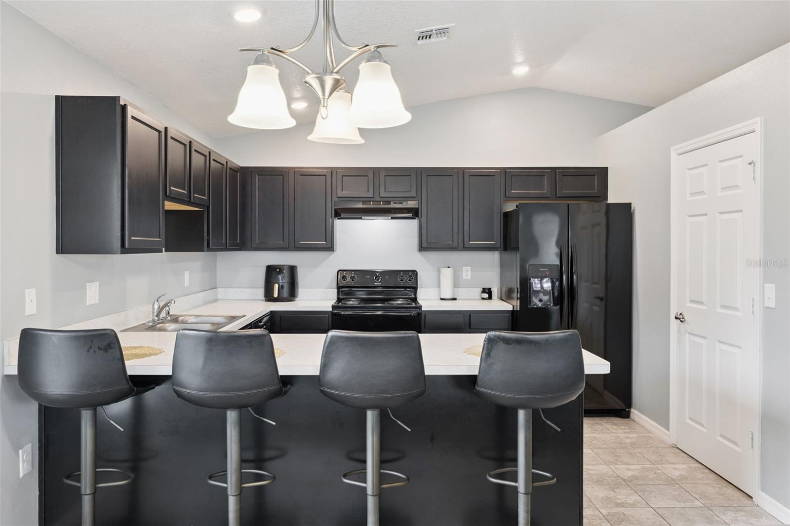 LAKE VIEW ESTATES - Residential