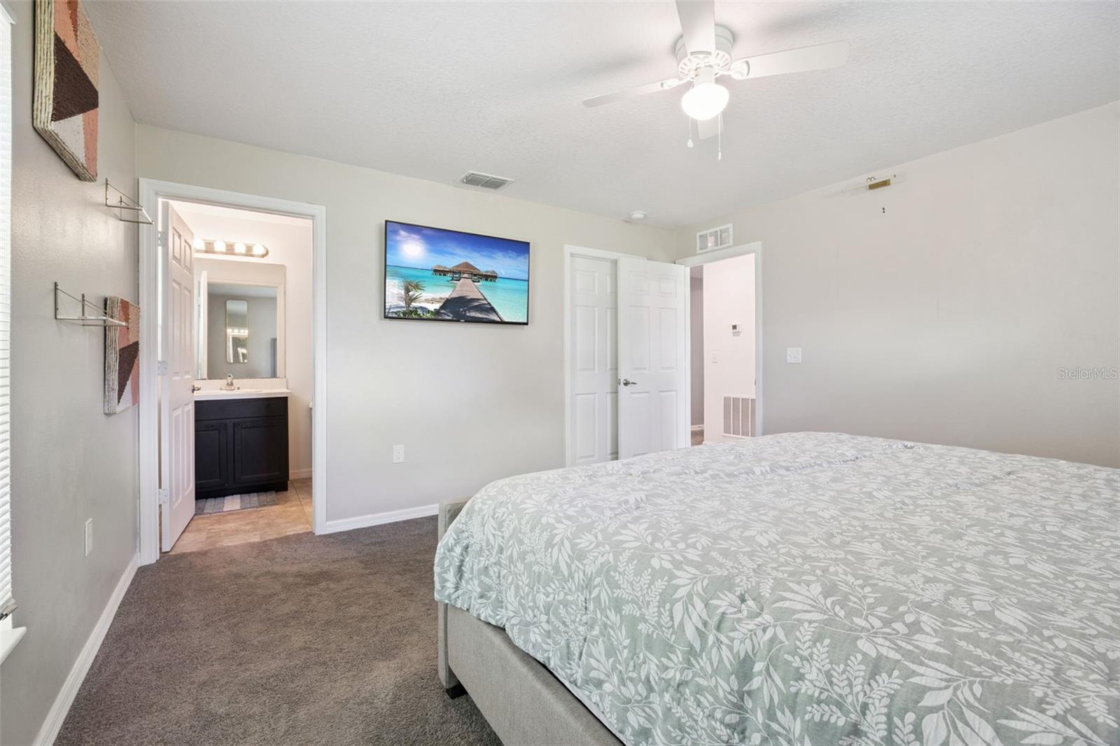 LAKE VIEW ESTATES - Residential