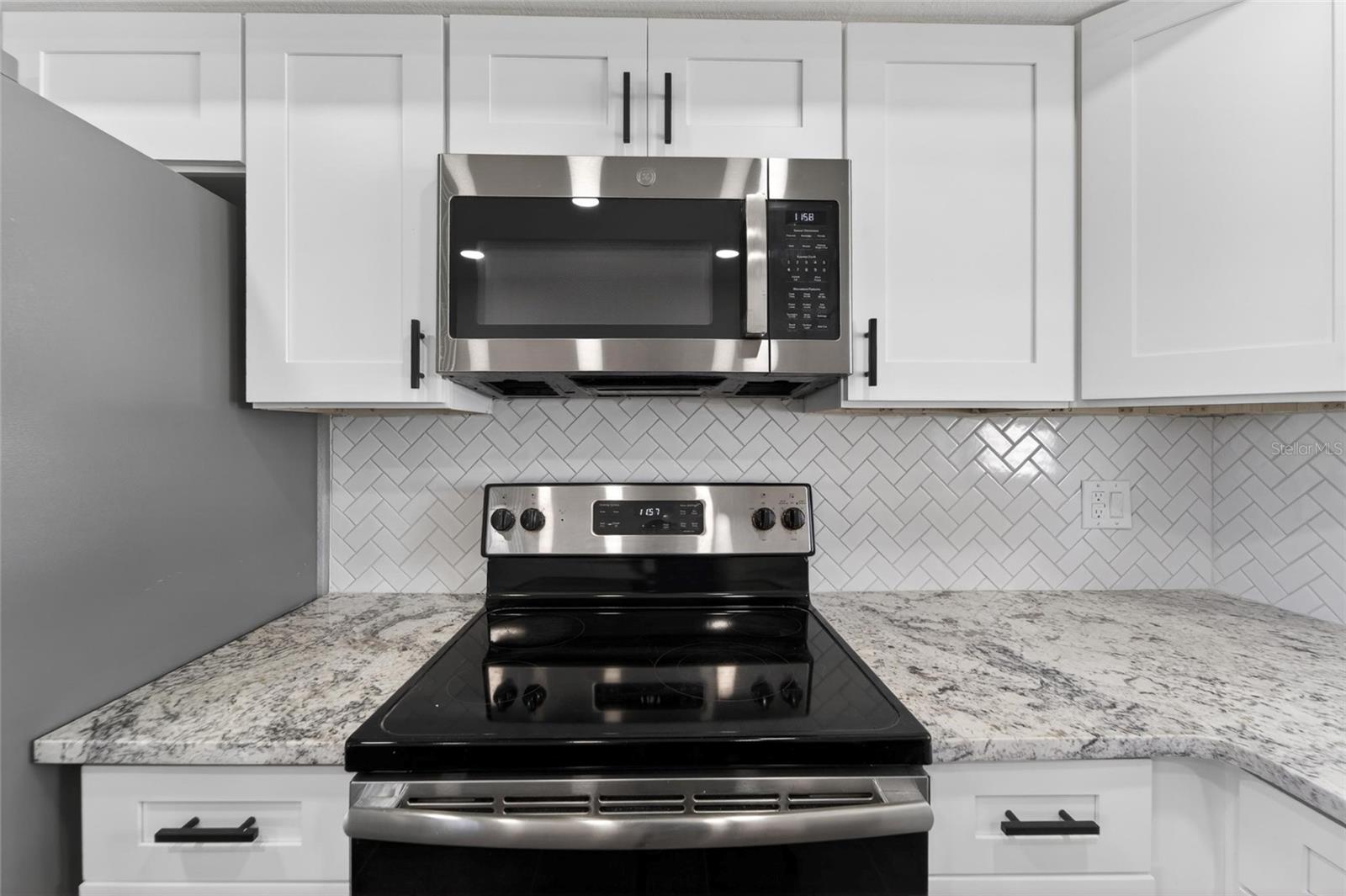 OLDSMAR COUNTRY CLUB ESTATES SEC 3 - Residential