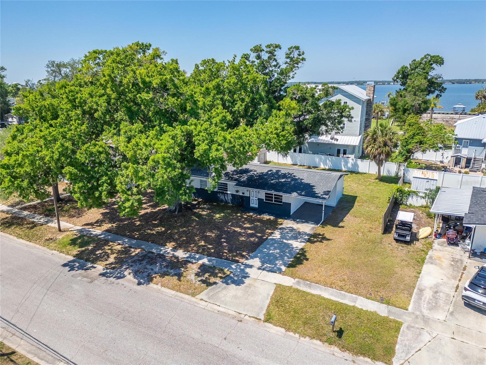 314 COUNTRY CLUB DRIVE