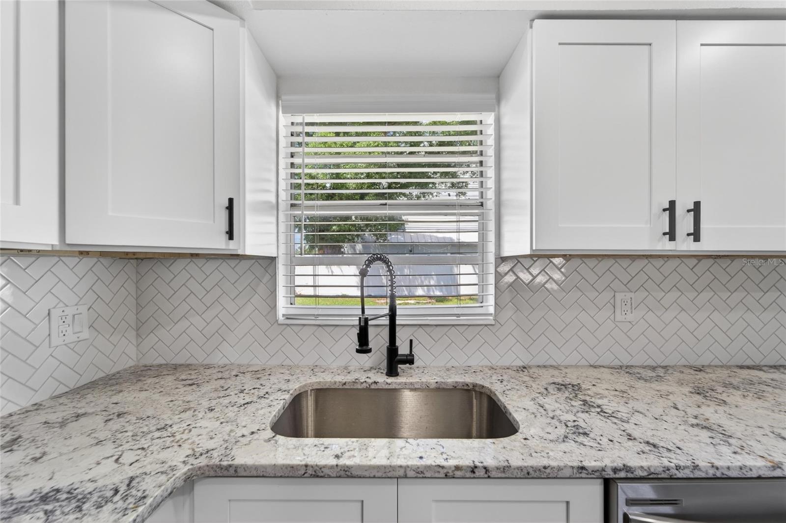 OLDSMAR COUNTRY CLUB ESTATES SEC 3 - Residential