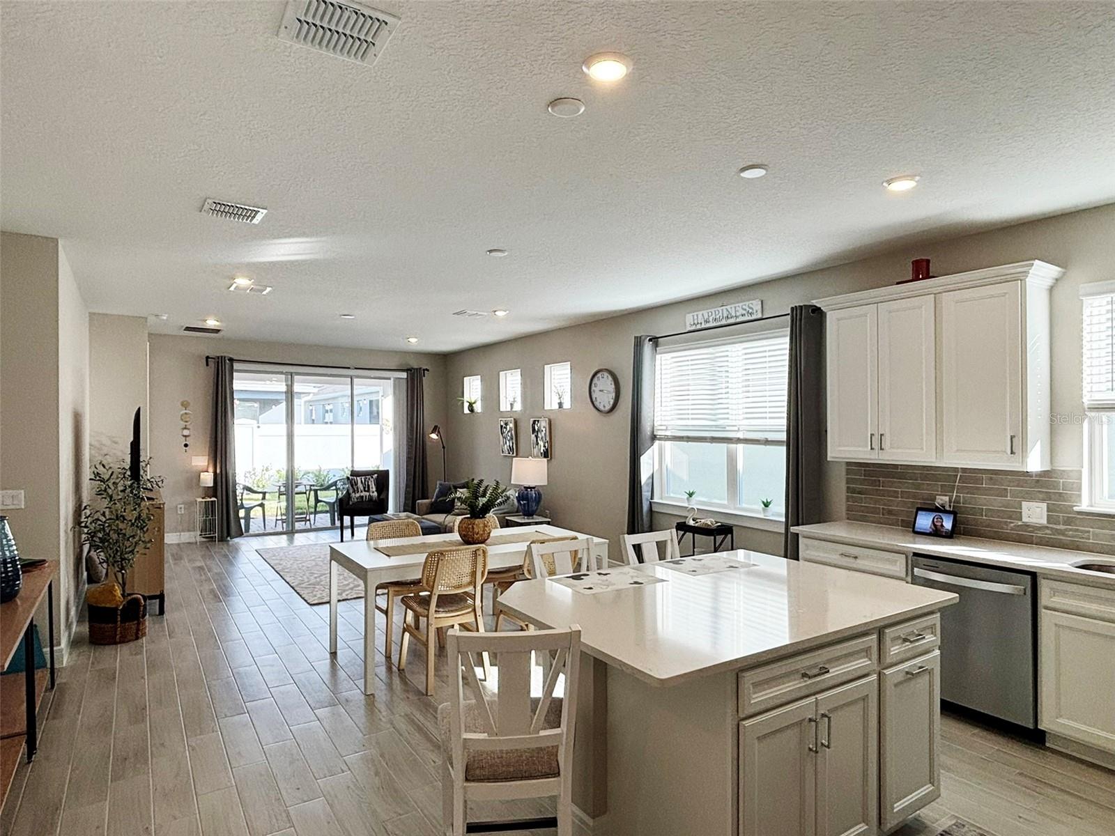 DEL WEBB OASIS PHASE 3 - Residential