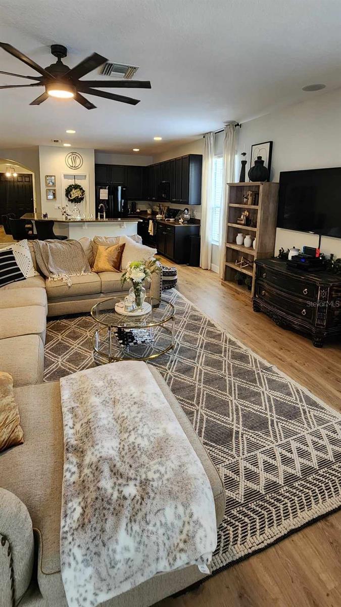 SIGNATURE LKS-PCL 01B - Residential