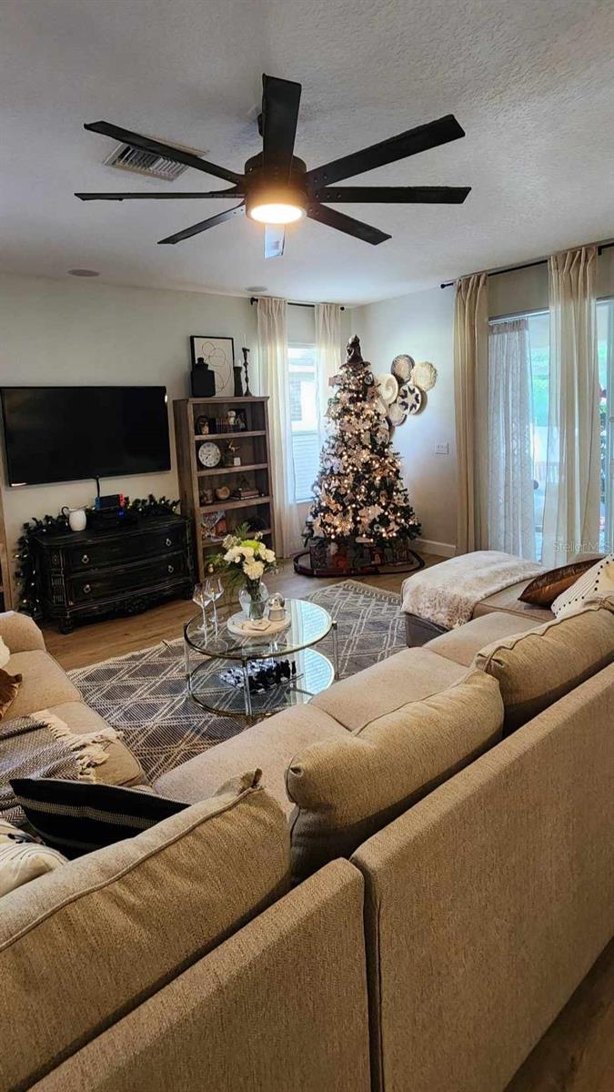 SIGNATURE LKS-PCL 01B - Residential