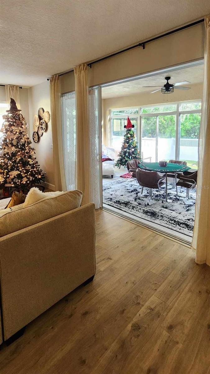 SIGNATURE LKS-PCL 01B - Residential