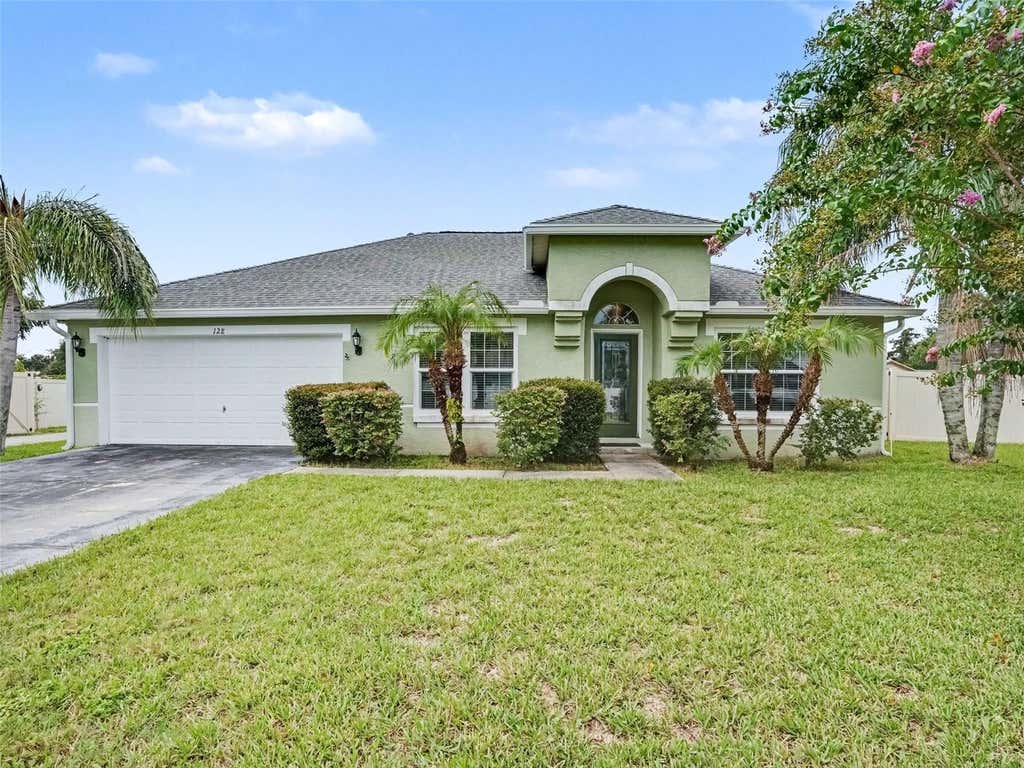 Photo of 128 Brighton Circle, Auburndale, FL 33823 (MLS # TB8536254)