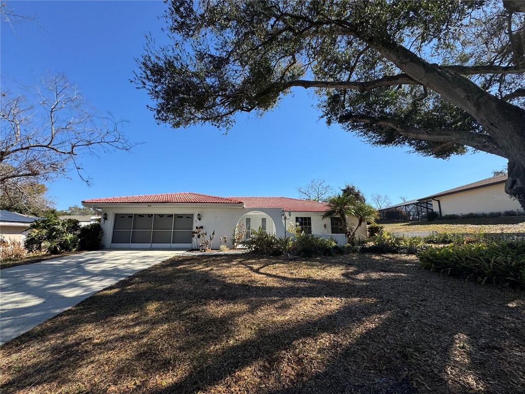 Photo of 240 Nassau Road, Winter Haven, FL 33884 (MLS # TB8474996)