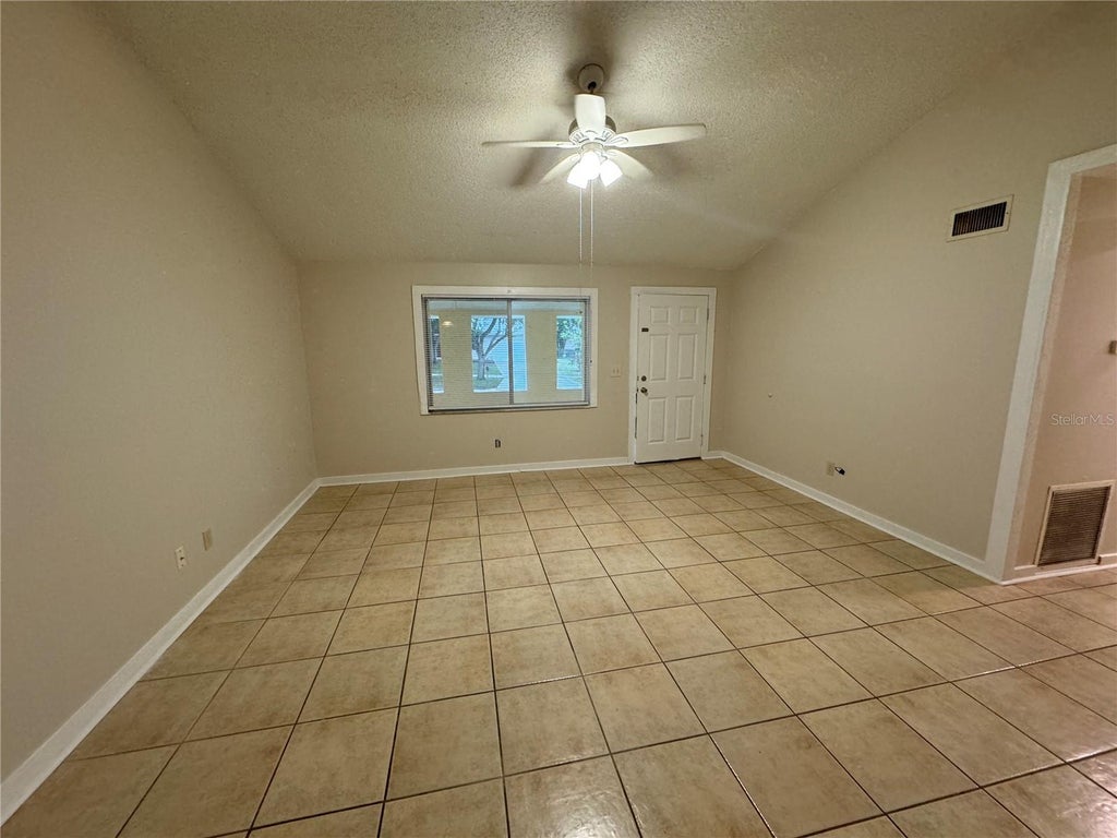 Photo of 231 N Disston Avenue, Clermont, FL 34711 (MLS # G5118346)