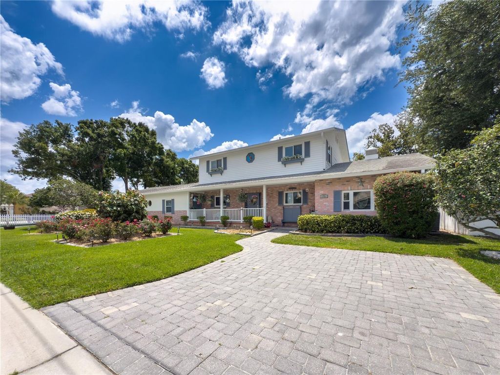 Photo of 75 N Canal Drive, Palm Harbor, FL 34684 (MLS # W7874973)
