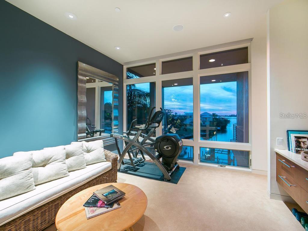 OYSTER BAY LANDINGS - Residential