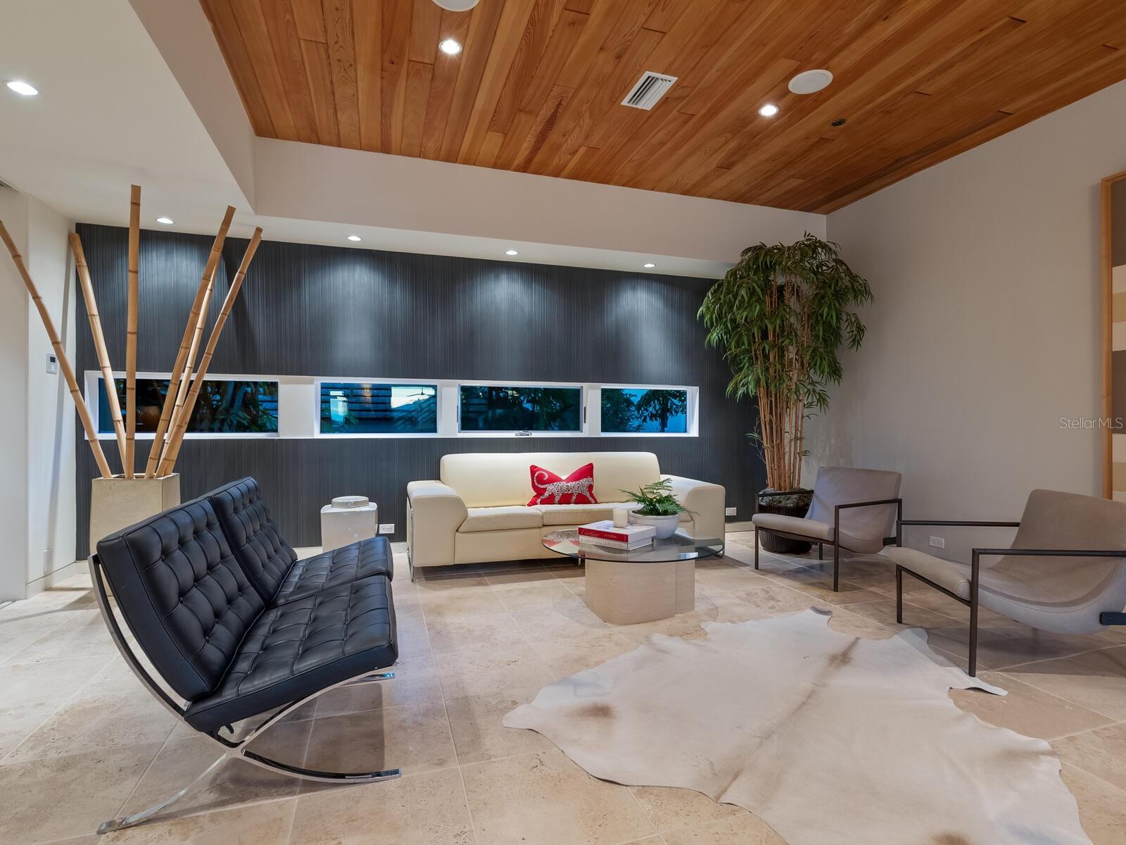 OYSTER BAY LANDINGS - Residential