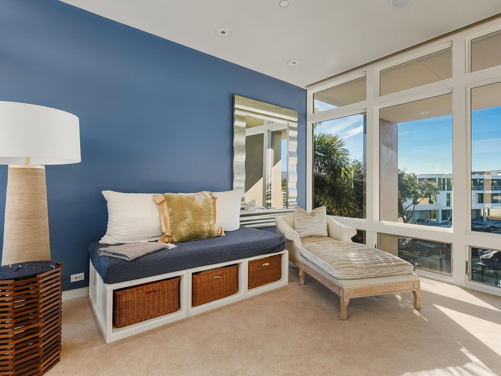 OYSTER BAY LANDINGS - Residential