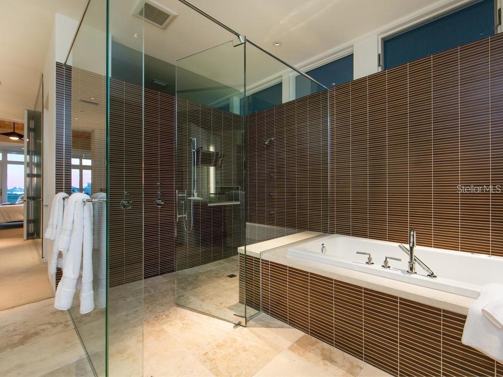 OYSTER BAY LANDINGS - Residential