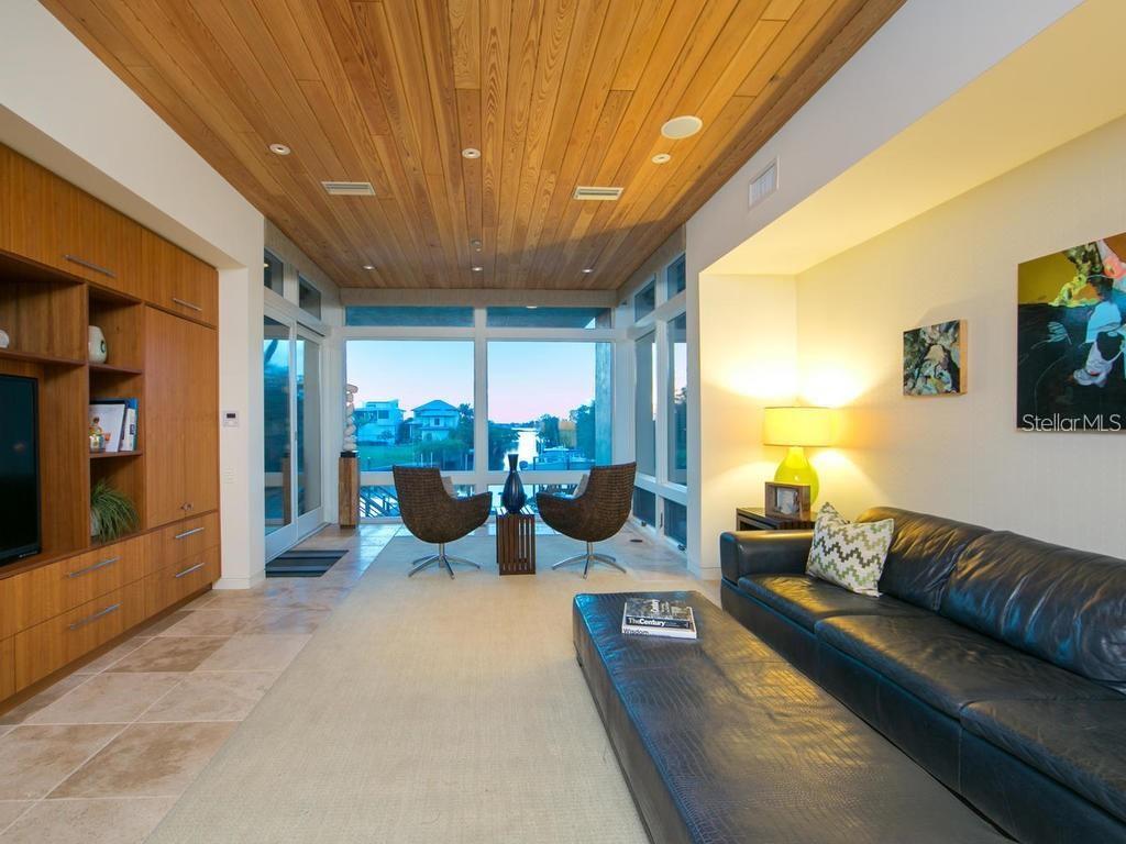 OYSTER BAY LANDINGS - Residential