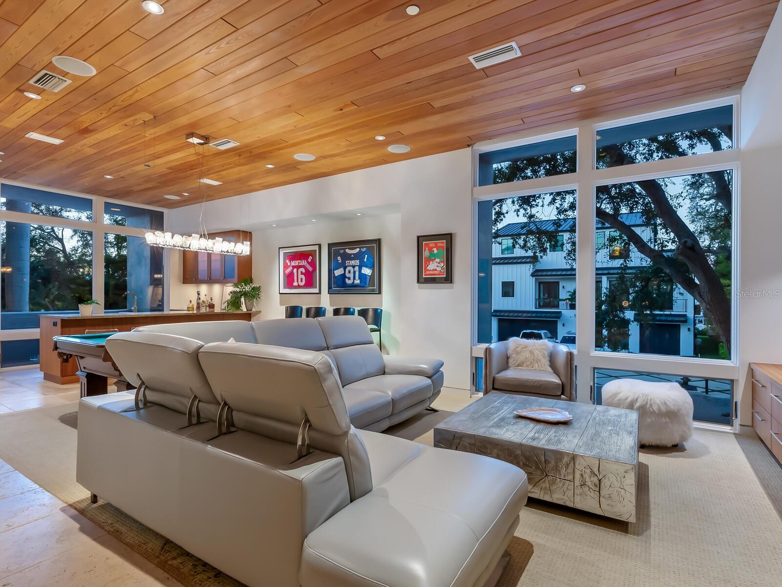 OYSTER BAY LANDINGS - Residential