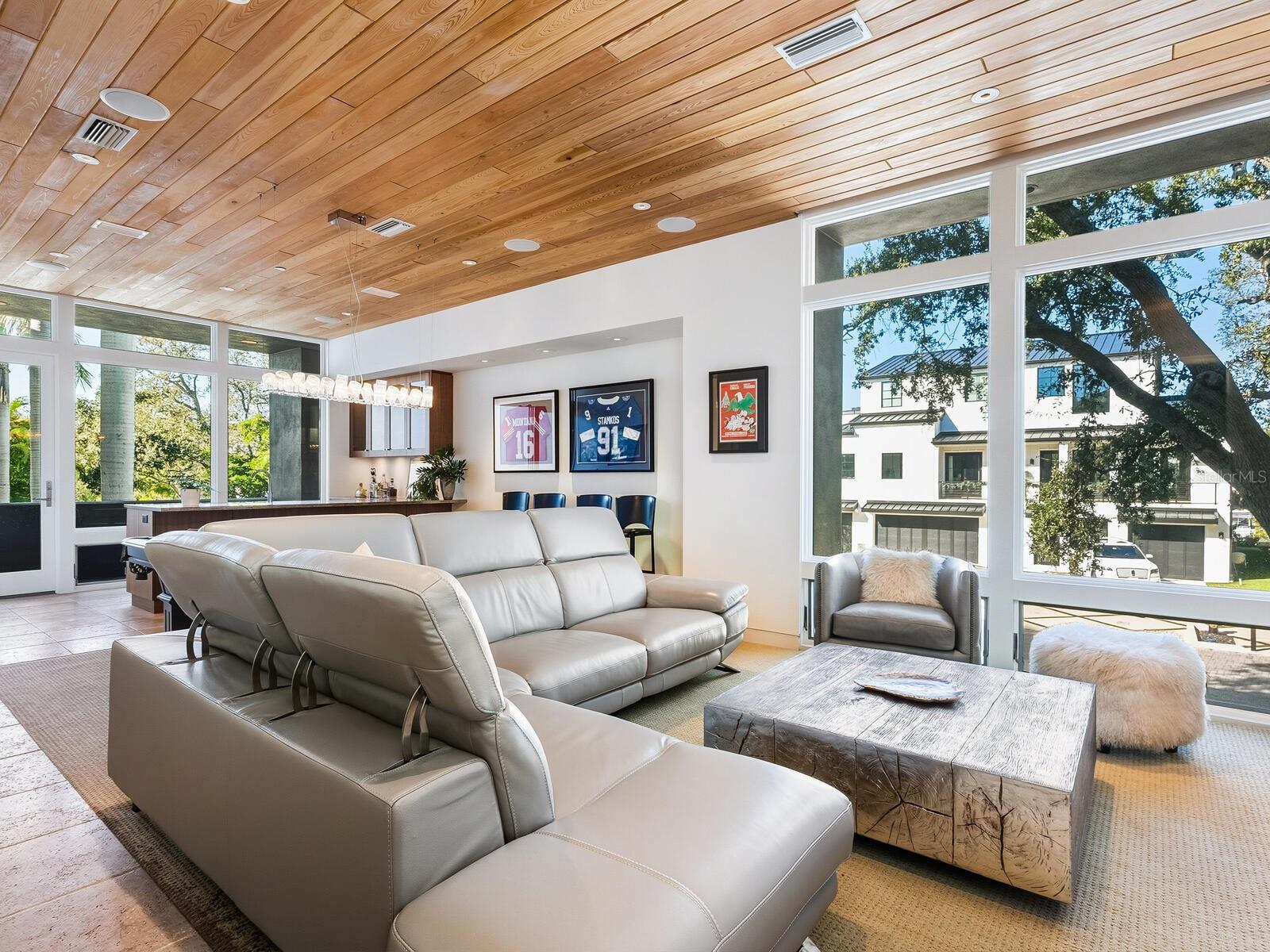 OYSTER BAY LANDINGS - Residential