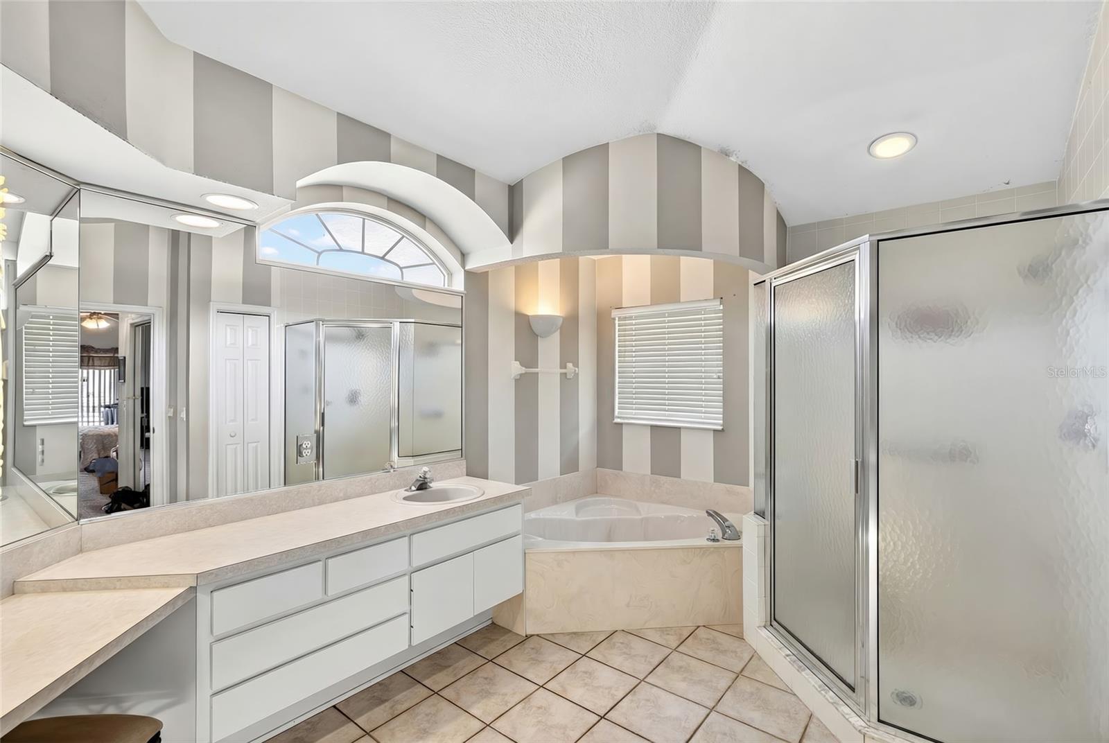 AVONDALE - Residential