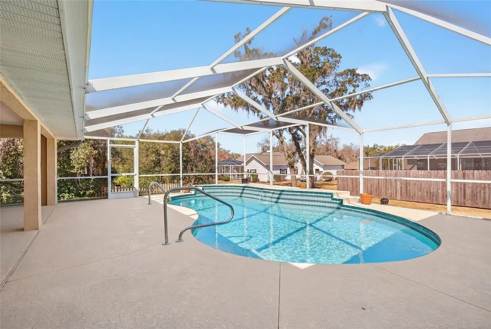 AVONDALE - Residential