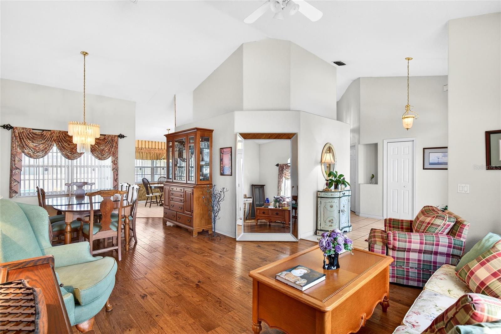 AVONDALE - Residential