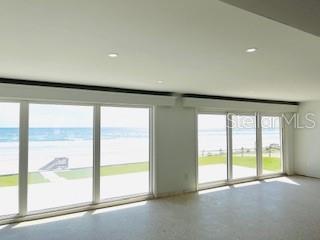 WILBUR-BY-THE-SEA - Residential