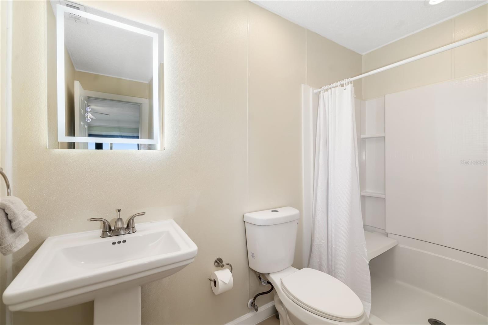 TIFFANY SANDS - Residential