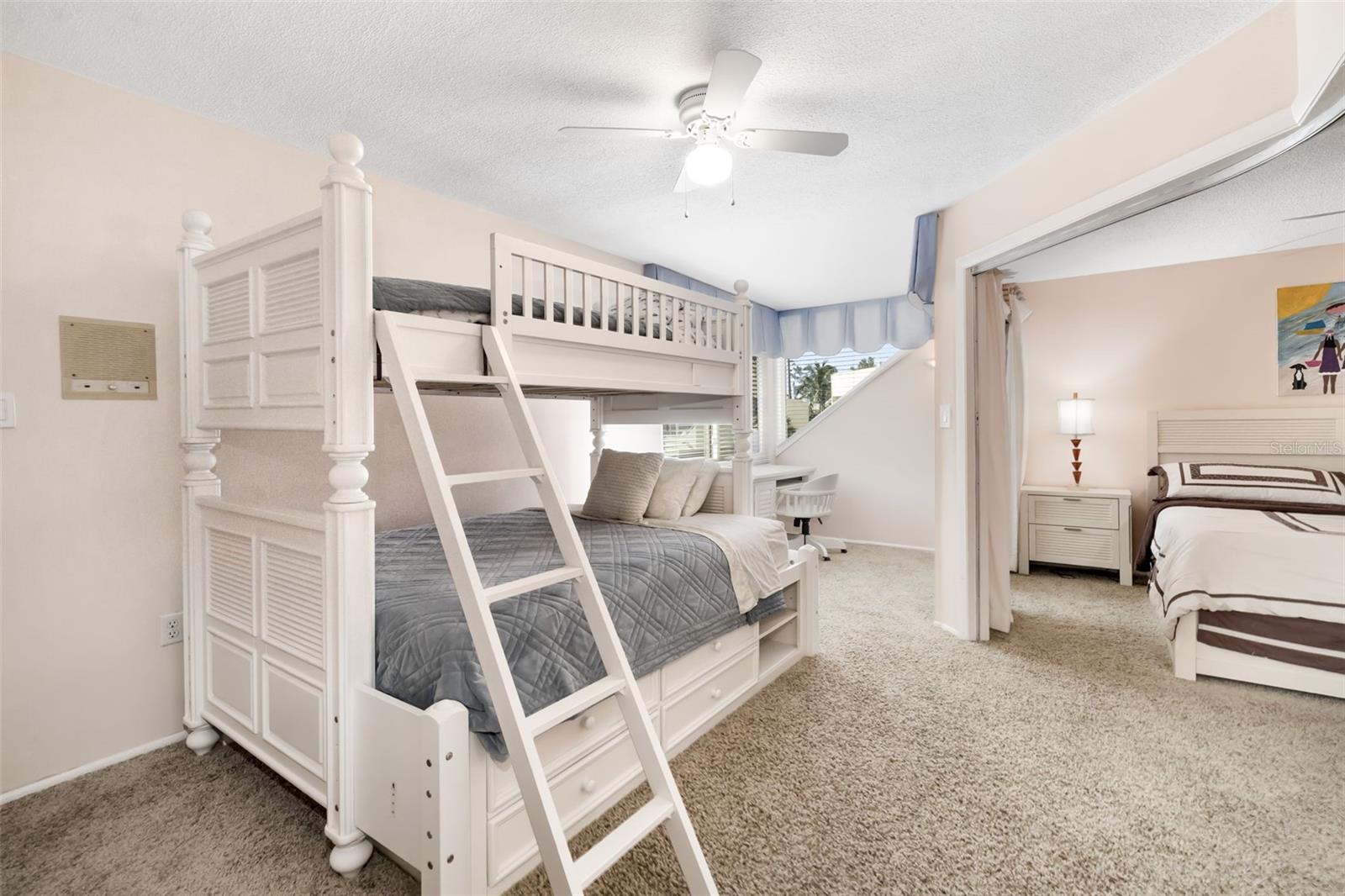 TIFFANY SANDS - Residential