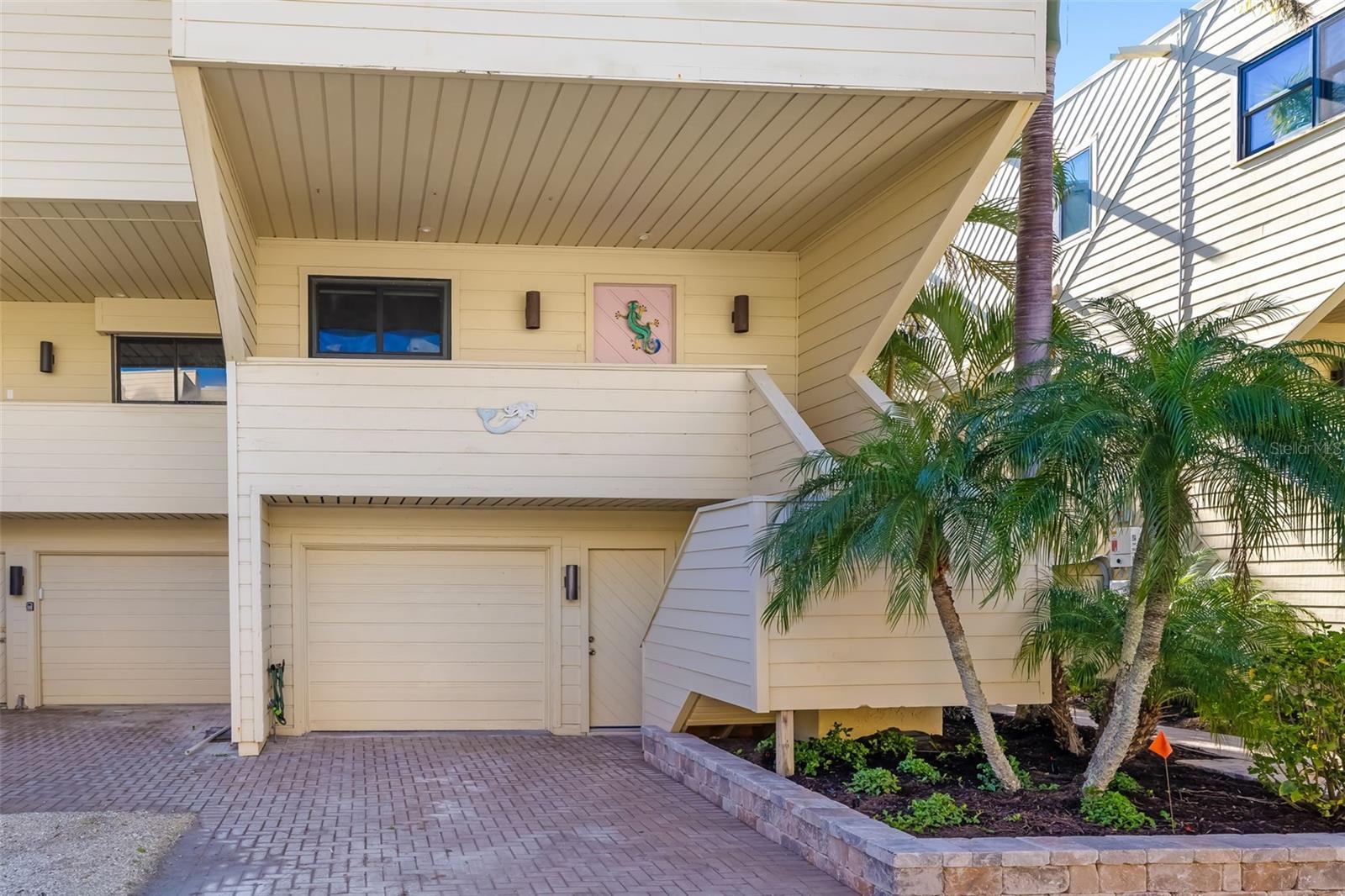 TIFFANY SANDS - Residential