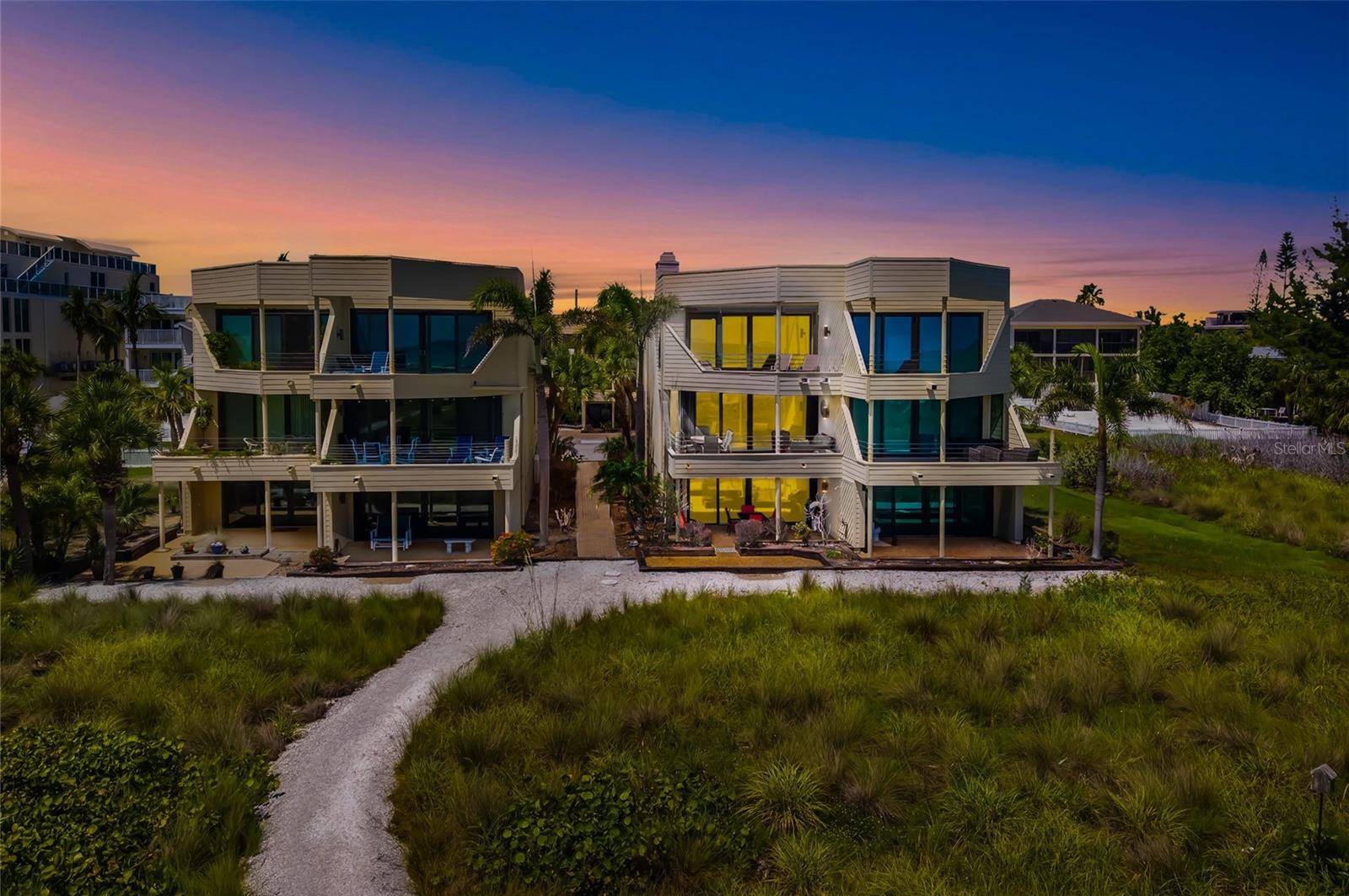 TIFFANY SANDS - Residential