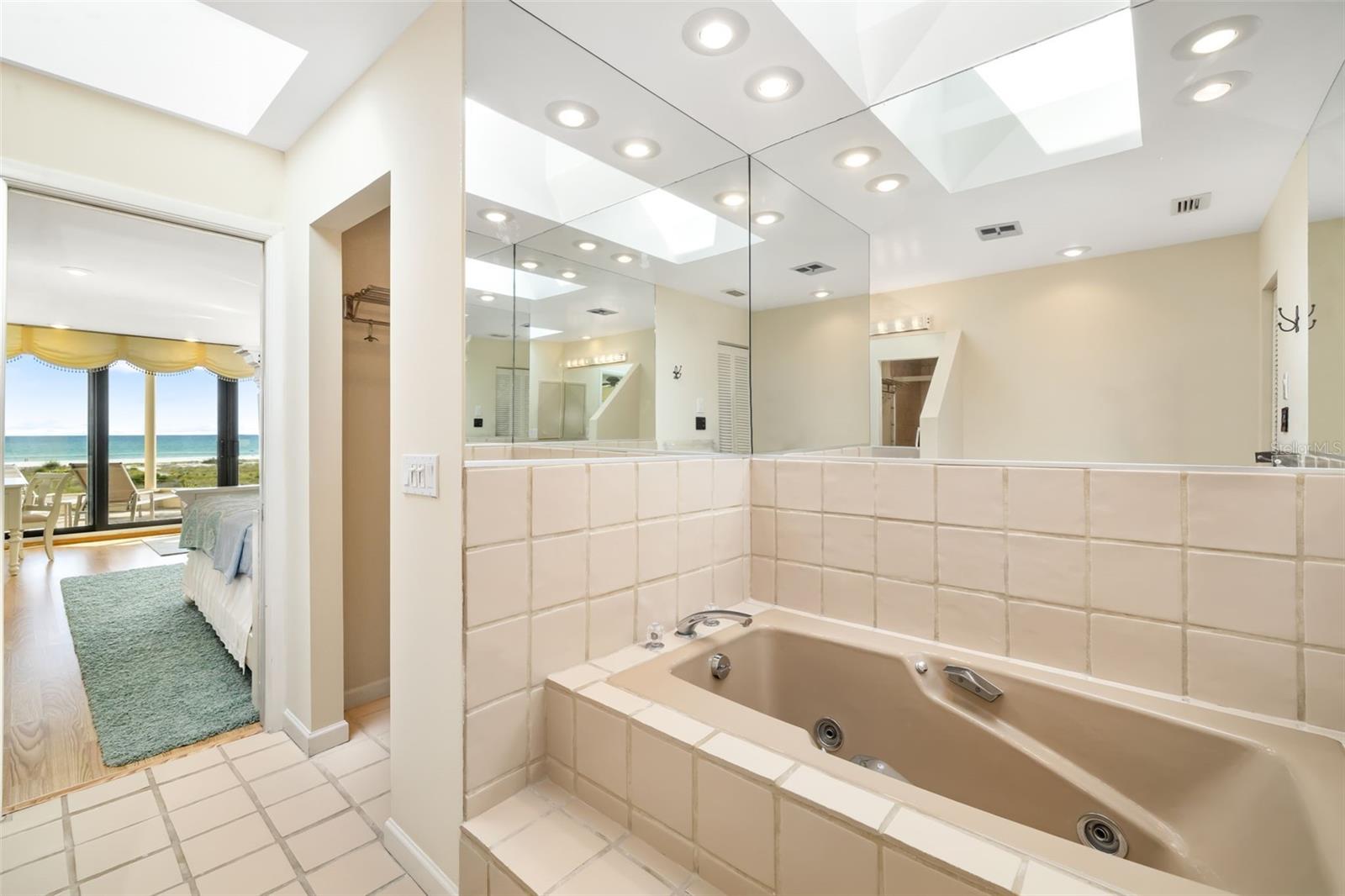 TIFFANY SANDS - Residential