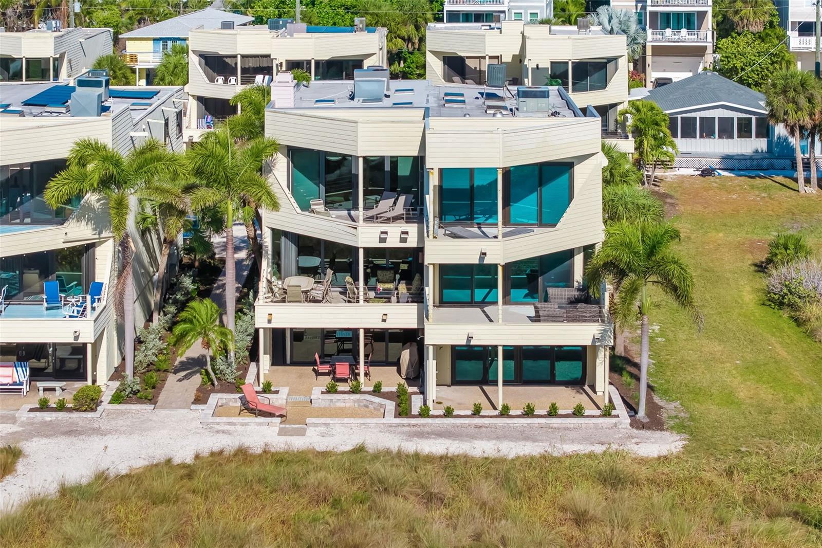 TIFFANY SANDS - Residential