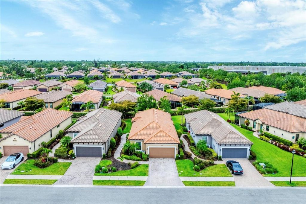 Photo of 8721 Trattoria Terrace, Sarasota, FL 34238 (MLS # A4648275)